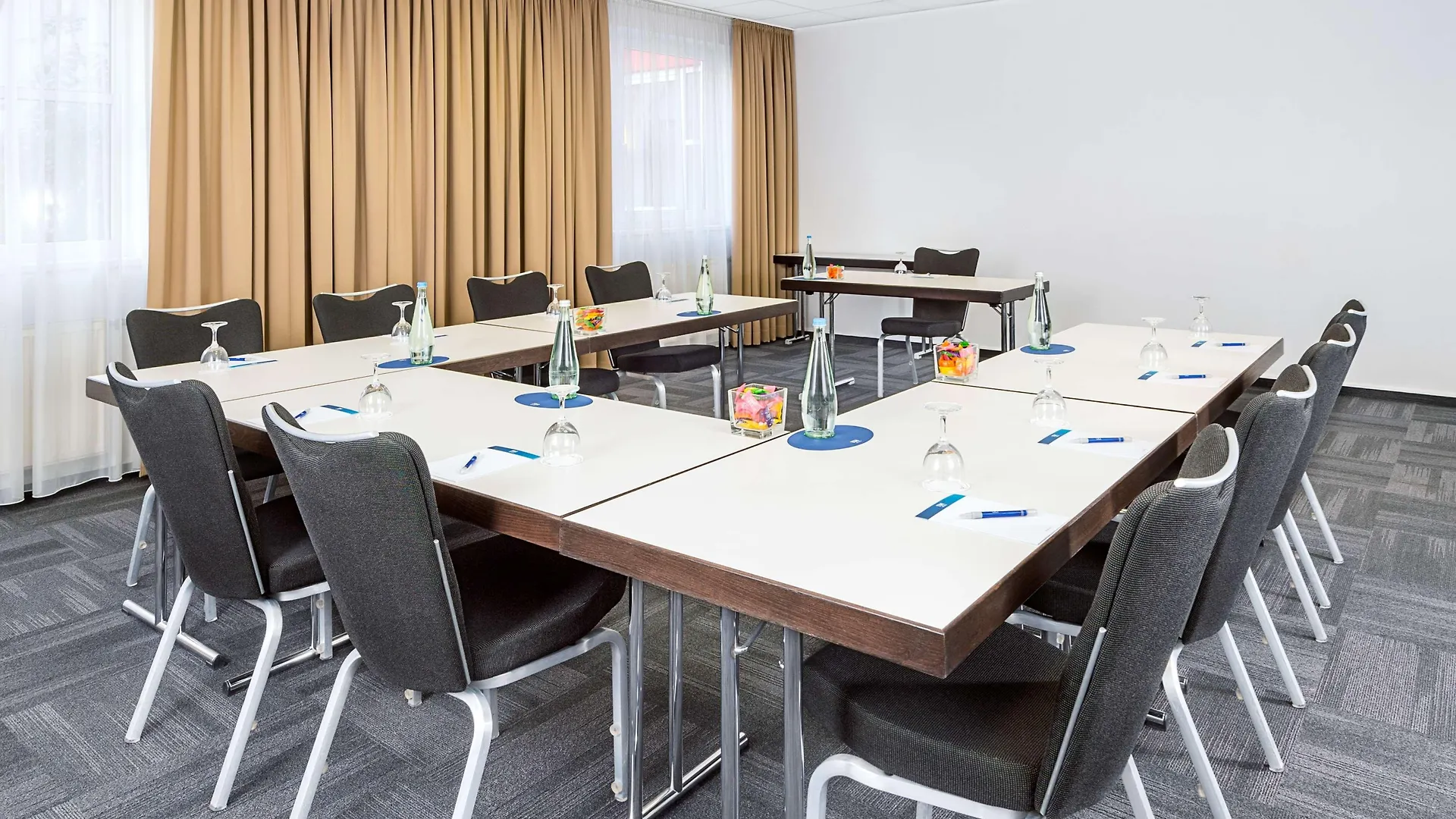 Nh Muenchen Messe Hotel 4*, Munich